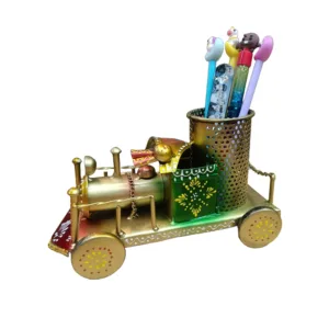 Engine Pen holder
